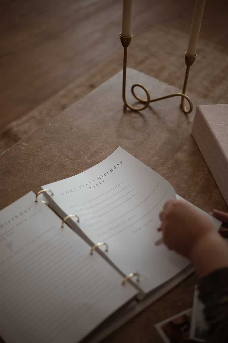 Bebè Journal - Keepsake Baby Book